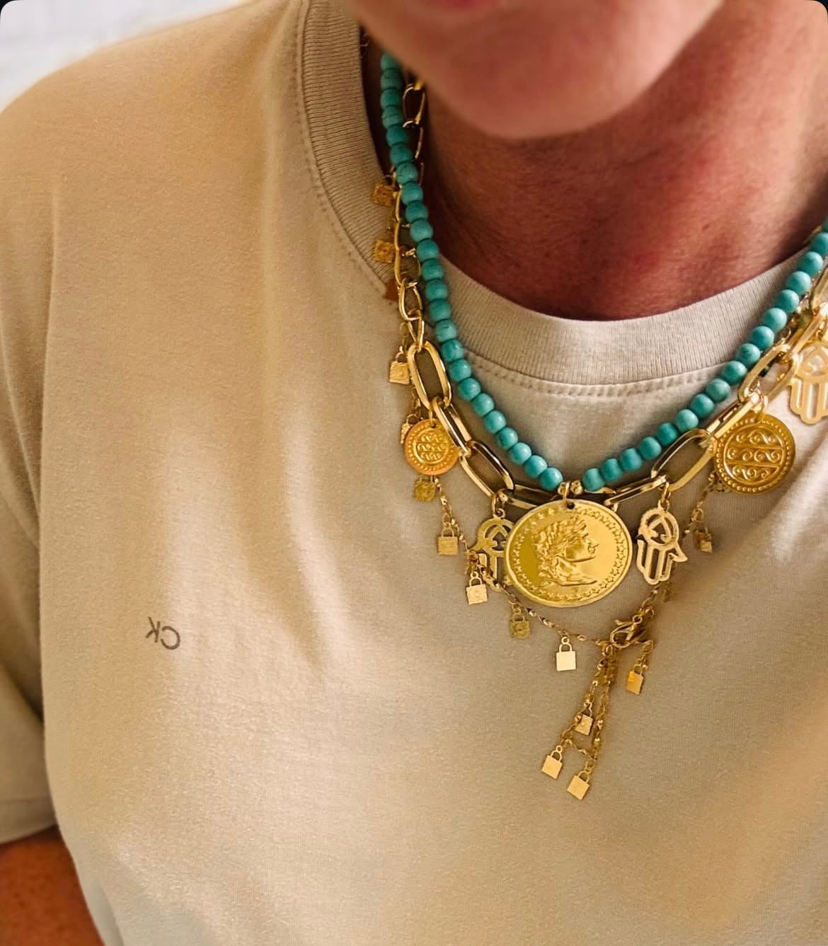 Colar Hamsá Dourado