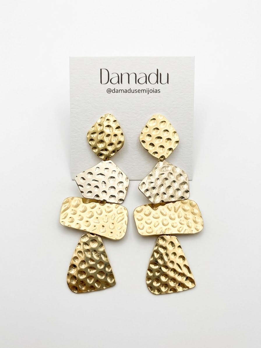 Brinco Abstrato Dourado