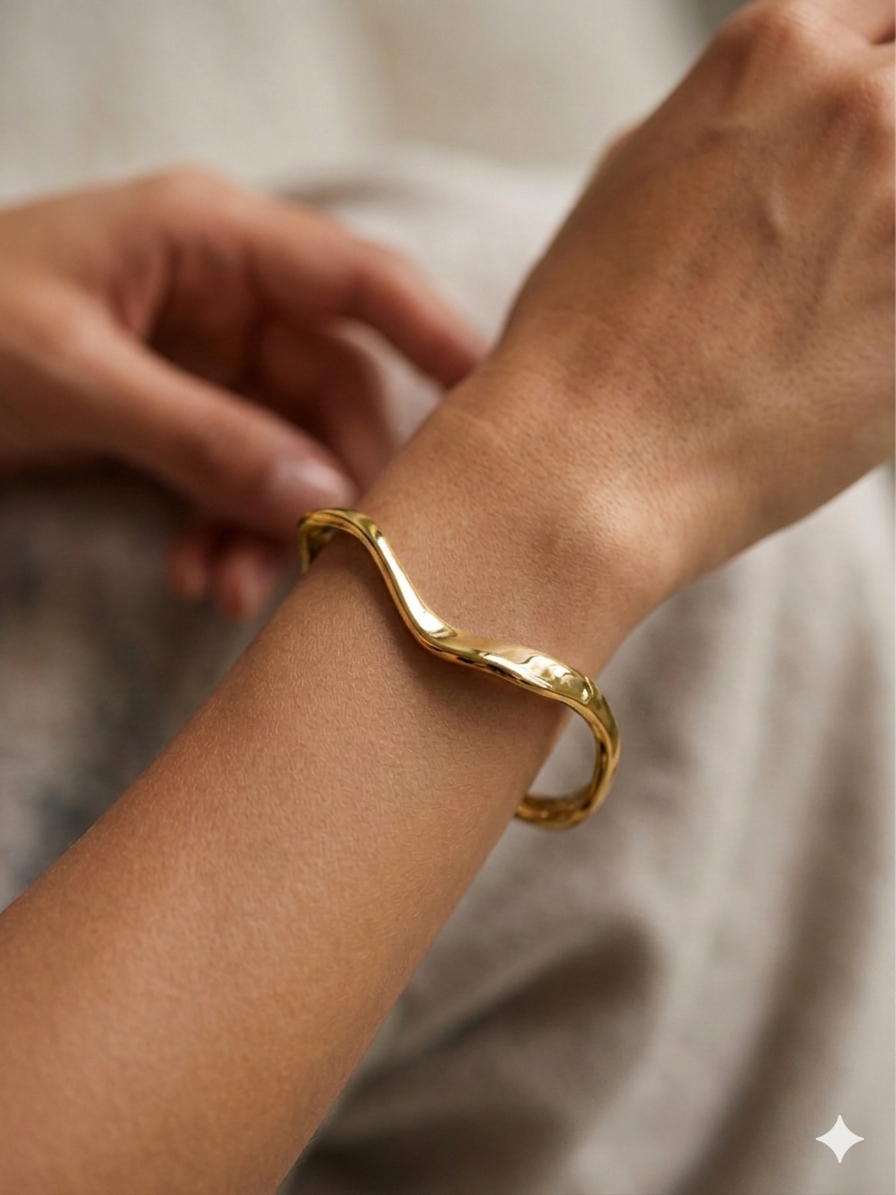 Bracelete Dourado Quadrado Biju